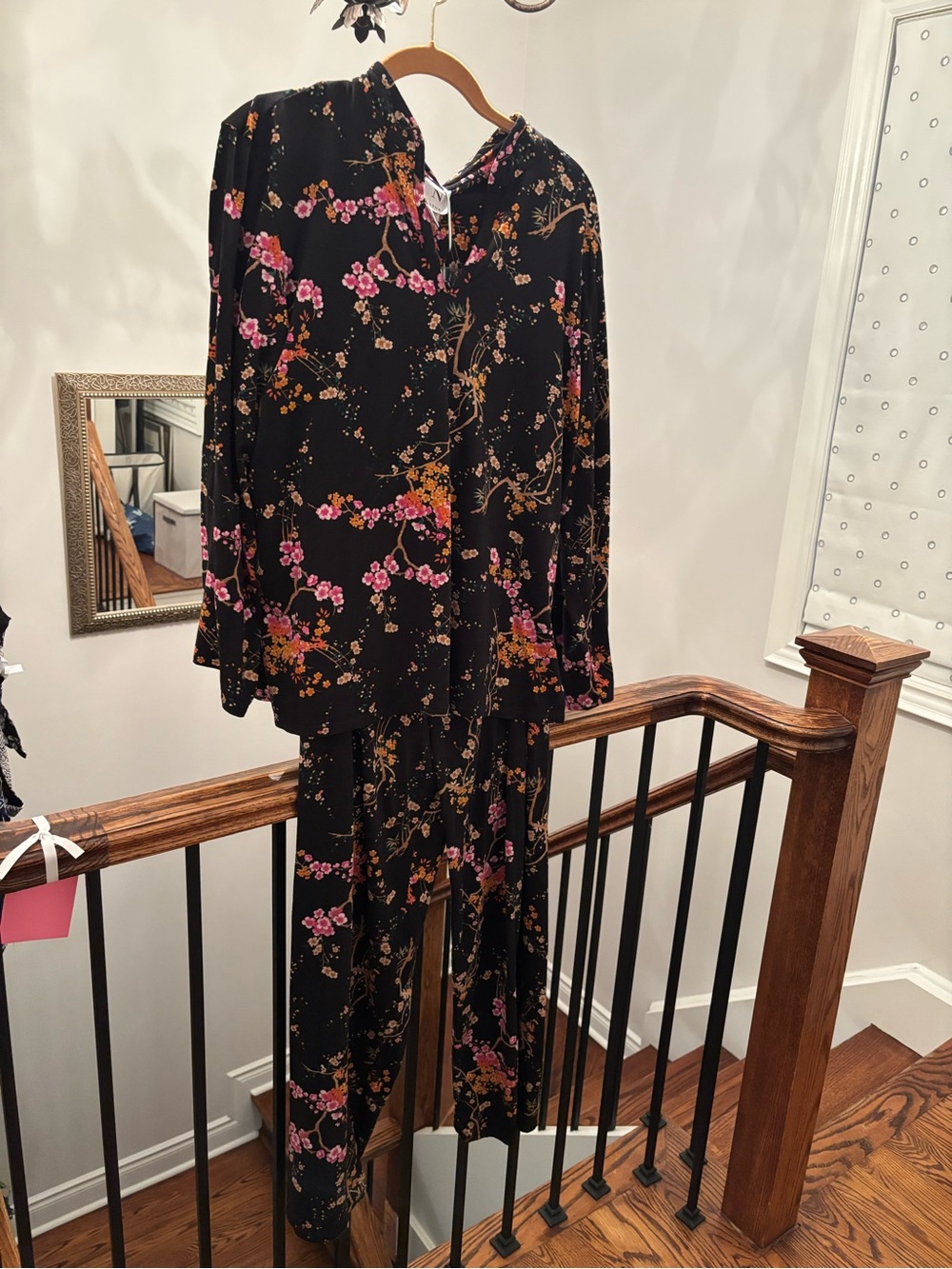 Natori Black Floral Two-Piece Pajamas Set with Pink & Orange Blossoms